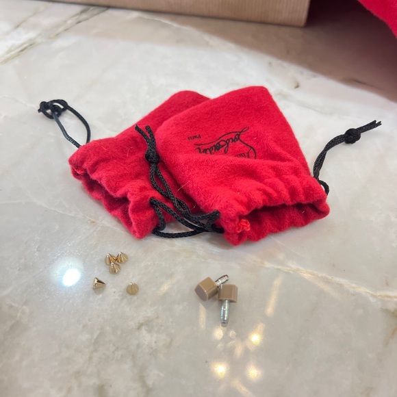 Christian Louboutin SPIKOO 100 light gold & transparent stilettos - Picture 5 of 12